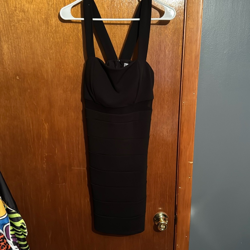 Black bodycon dress